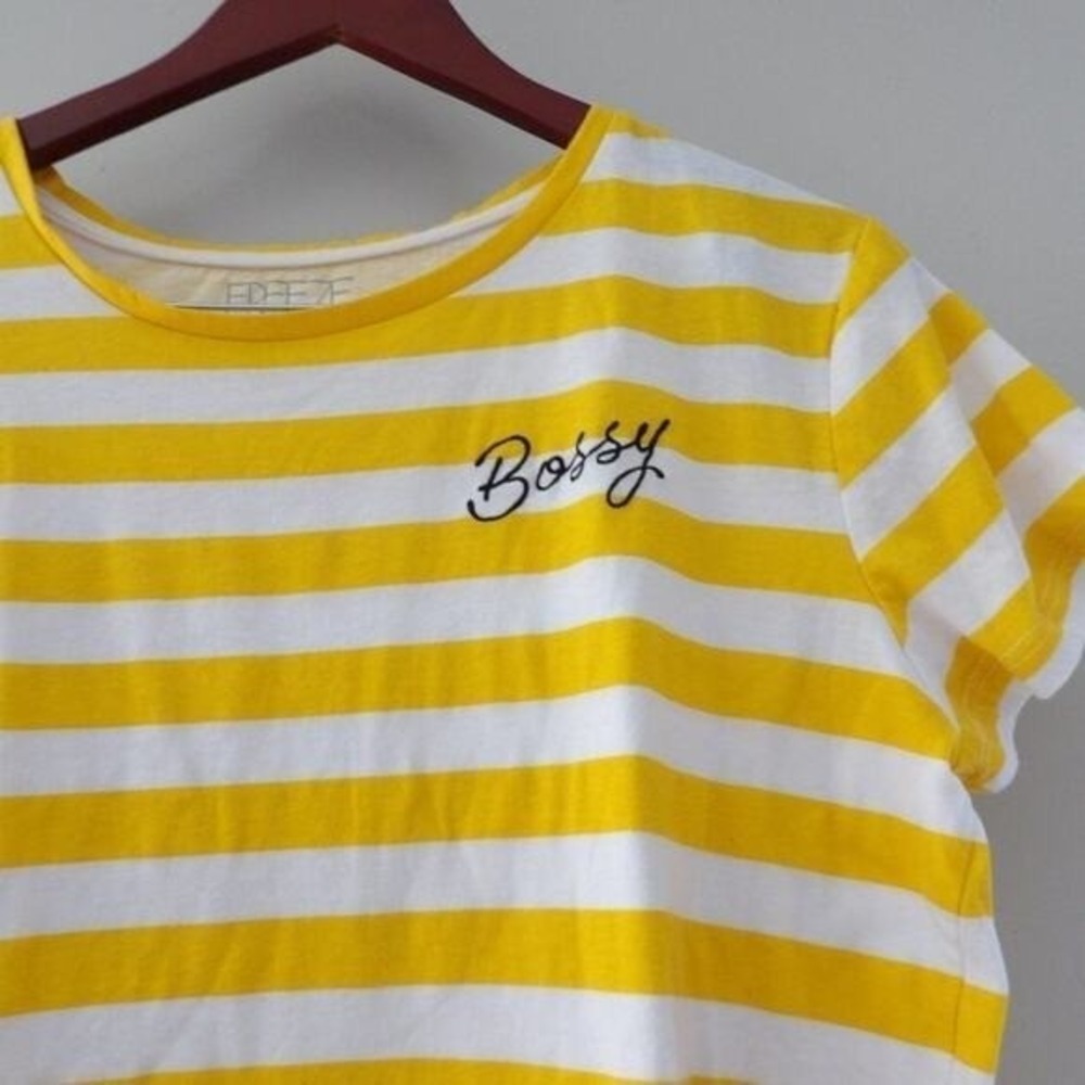Freeze Graphic Crop Tee Women's XL Yellow White‎ Stripe Bossy Streetwear
